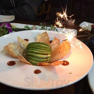 Mizu Sushi Bar & Grill