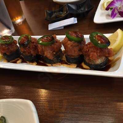 Mizu Sushi Bar & Grill