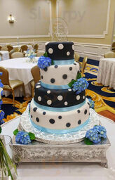 C'est La Vie Cakes