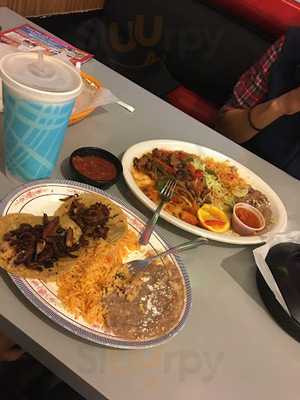 Las Muchachas Restaurant