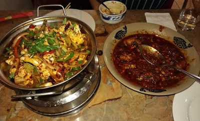 Triyyaki Noodle And Sushi Buffet