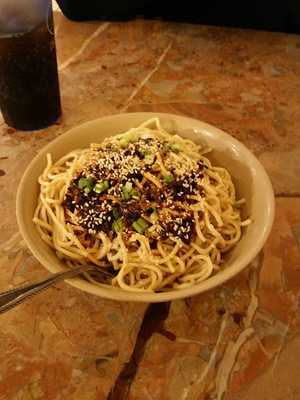 Triyyaki Noodle And Sushi Buffet