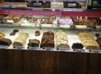 Kilwin's Chocolates And Ice Cream