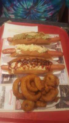 Frankie's Hot Dogs