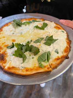 Pasquale's Neighborhood Pizzeria