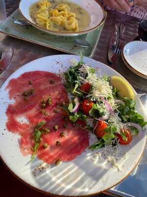 Riverwalk Cafe & Oyster Bar