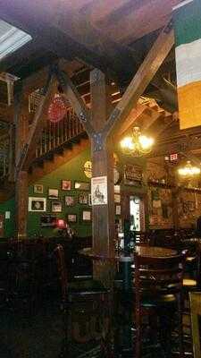 4 Daughters Irish Pub