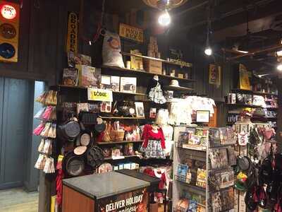 Cracker Barrel