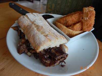 Elli's Great American Restaurant