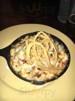 Dickinson Avenue Public House