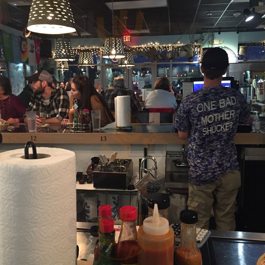 Full Moon Oyster Bar & Seafood Kitchen-concord