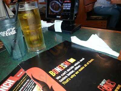 Smokey Bones Reading