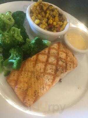 Smokey Bones Reading