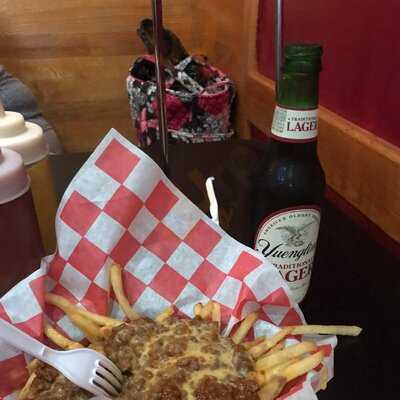 Bubbalu's Bodacious Burgers & Classy Dogs