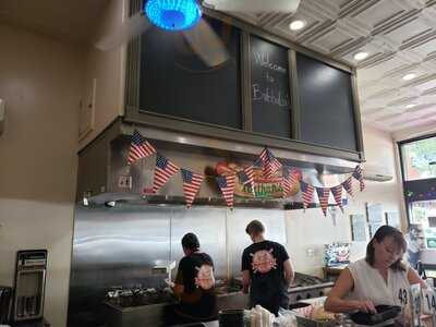 Bubbalu's Bodacious Burgers & Classy Dogs