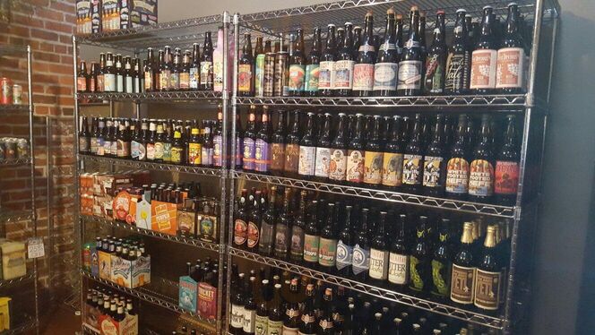 Winslow's Deli, Tavern And Market