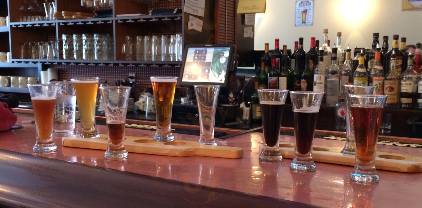 Schatzi's Pub And Bier Garden