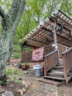 Grateful Head Pizza Oven & Beer Garden