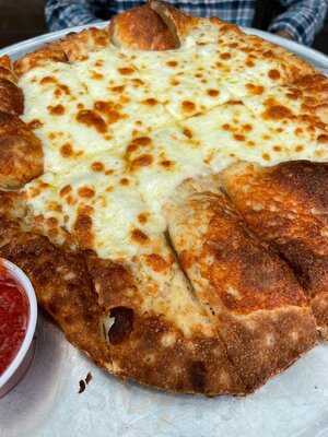 Grateful Head Pizza Oven & Beer Garden