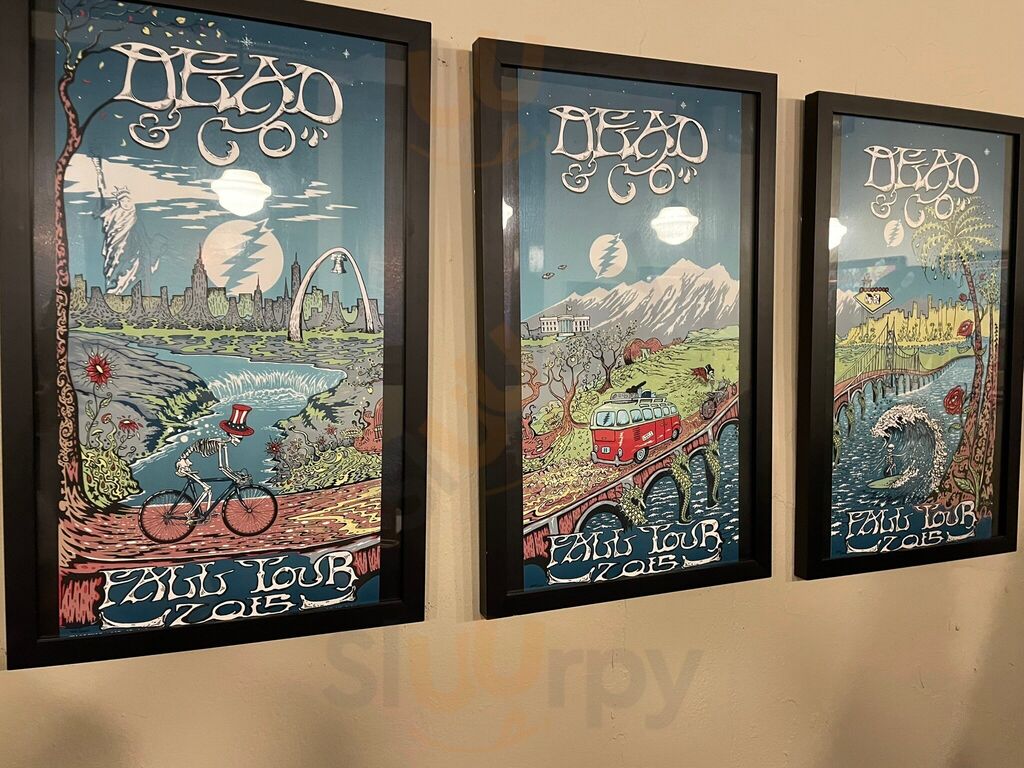 Grateful Head Pizza Oven & Beer Garden