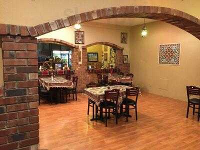 Zullee Mediterranean Grill - Yakima