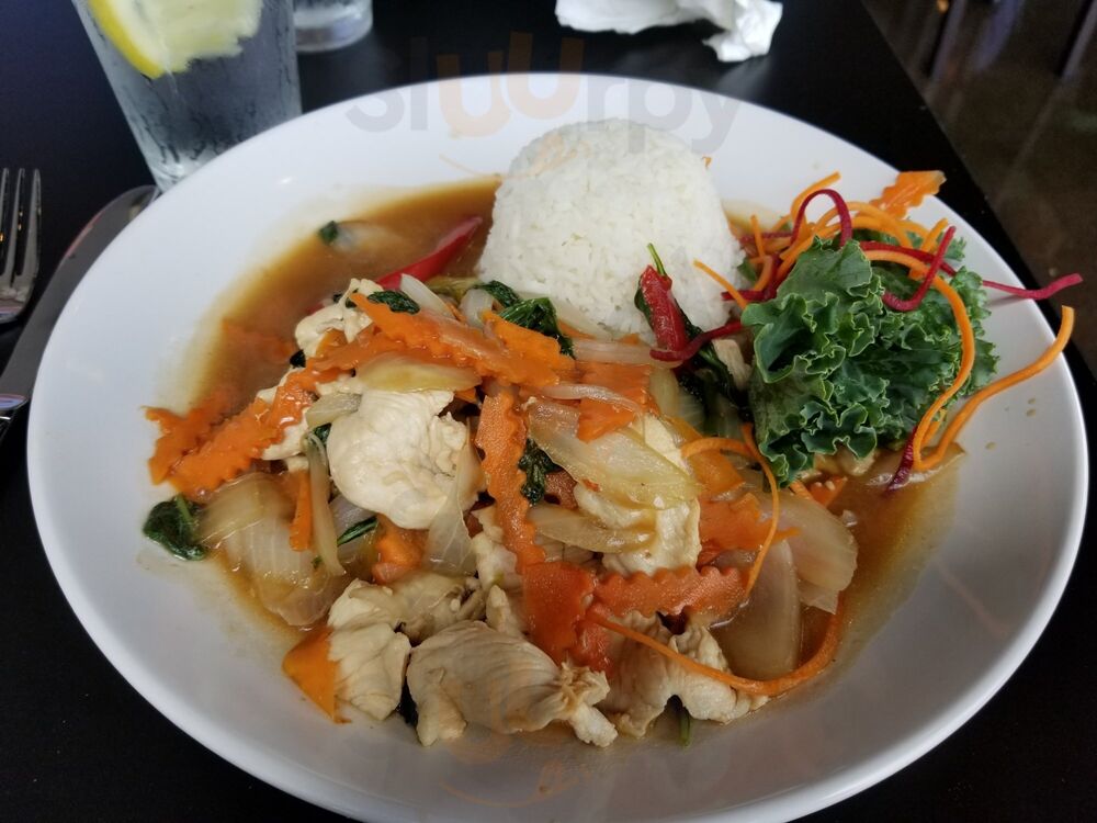 The Basil Leaf Thai & Sushi Restaurant