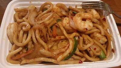 E Noodle & Co Asian Bistro