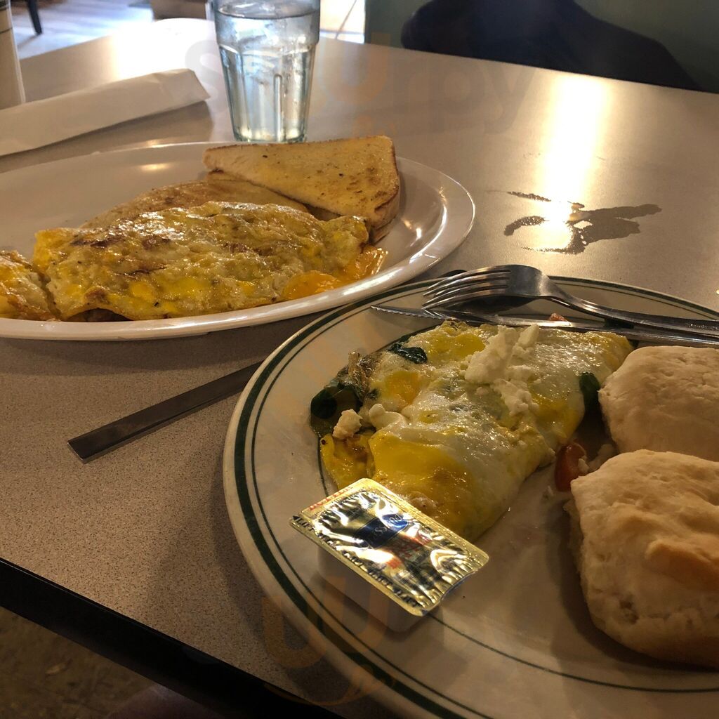 Colonial Pancake & Waffle House