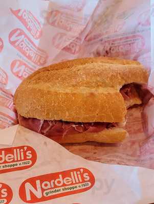 Nardelli's Grinder Shoppe
