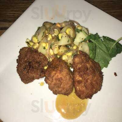 Bin 14 Bistro And Wine Bar