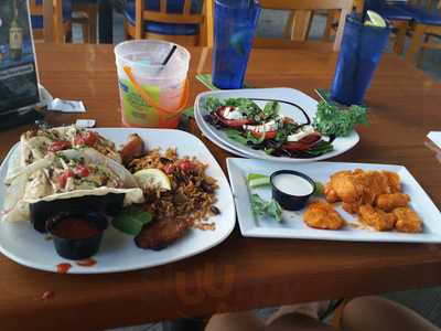 Manatee Island Bar & Grill