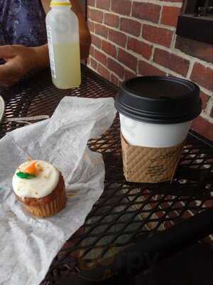 Montilio's Bakery & Cake Shop