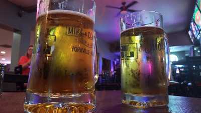 Mike & Denise's Pizzaria And Pub