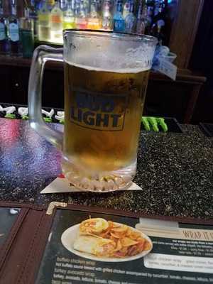 Mike & Denise's Pizzaria And Pub