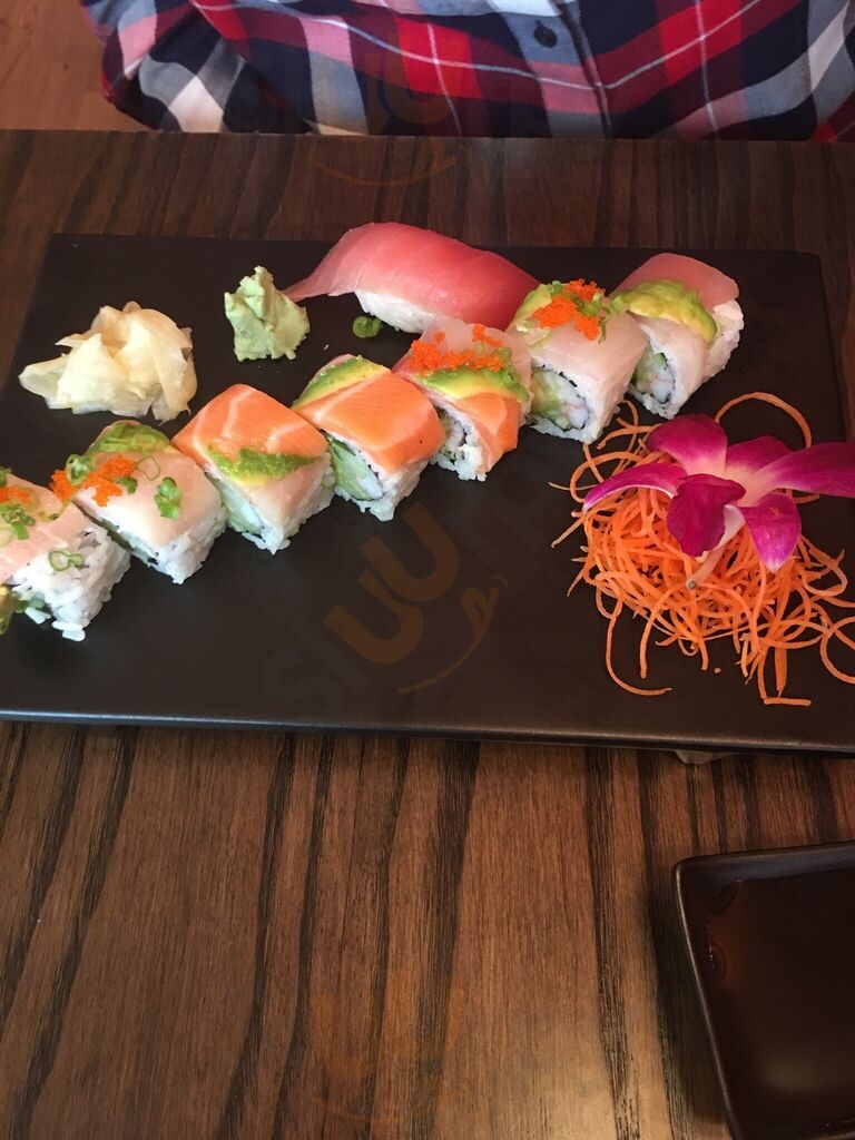 Tokyo Sushi