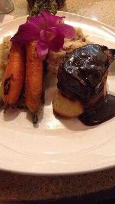 P.j.'s Pub At The Hilton