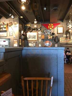 Cracker Barrel