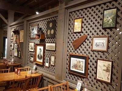 Cracker Barrel