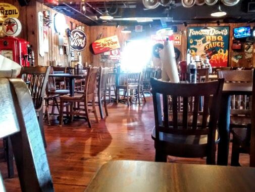 Famous Dave's Bar-b-que