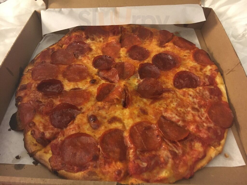 Giovanni's Restaurant And Bar