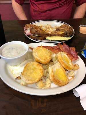 Mueller's Bistro & Bakery