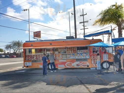 El Antojito Tacos Y Mariscos
