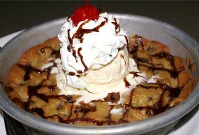 Broadway Bar And Pizza