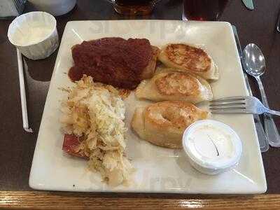 The Maple Leaf Family Restaurant