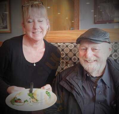 The Maple Leaf Family Restaurant