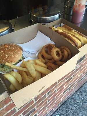 Frankie's Hot Dogs Llc