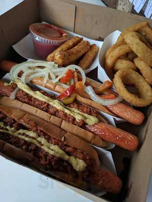 Frankie's Hot Dogs Llc