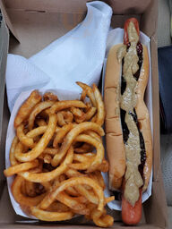 Frankie's Hot Dogs Llc