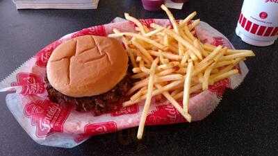 Freddy's Frozen Custard And Steakburgers