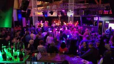 Grape Street Bar & Grill